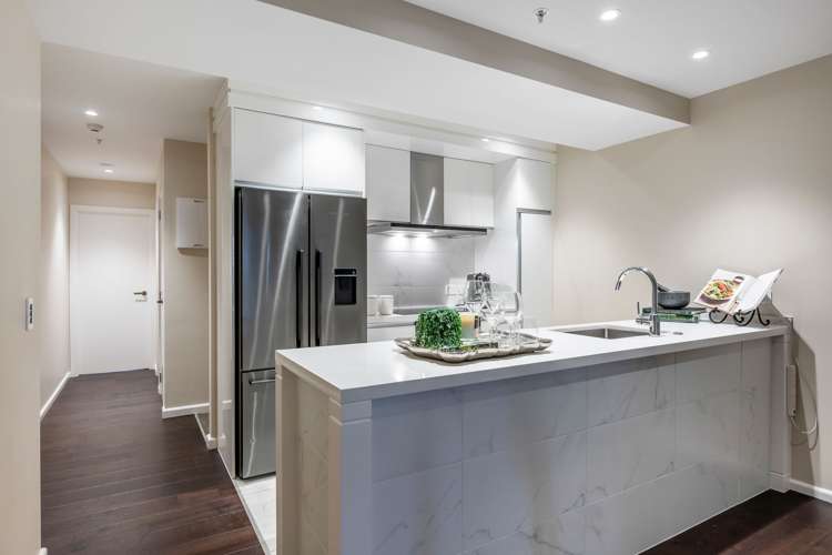 1017/41 Beach Road Auckland Central_1