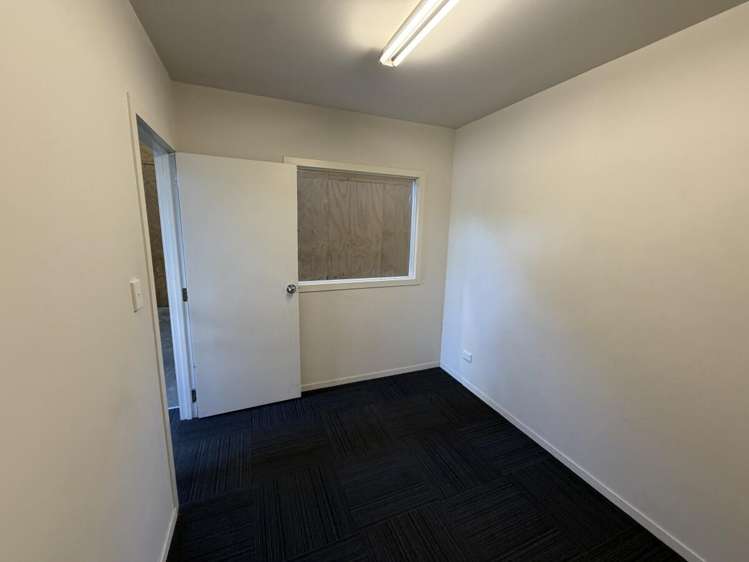 44 Portage road New Lynn_4