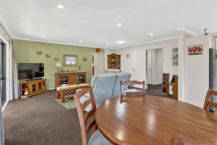 2/36 Caversham Road Springvale_11