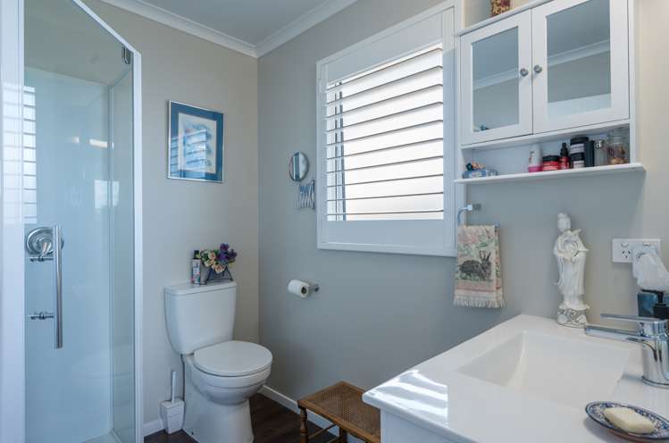 58 Fairose Drive Richmond_13