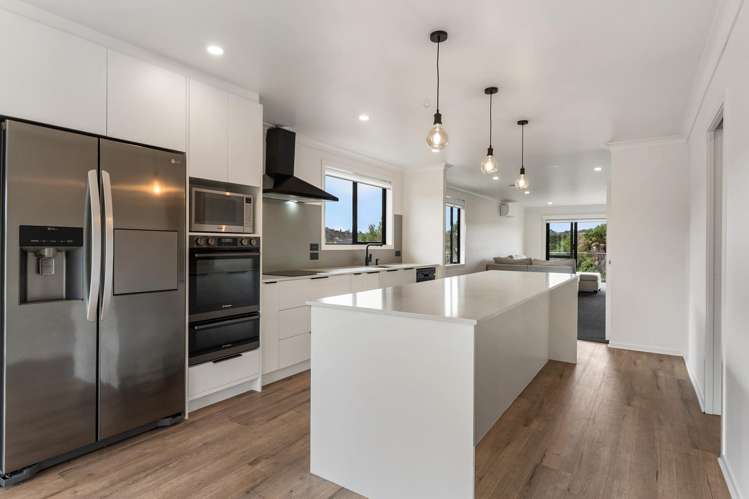 51 Tamahere Drive Glenfield_2