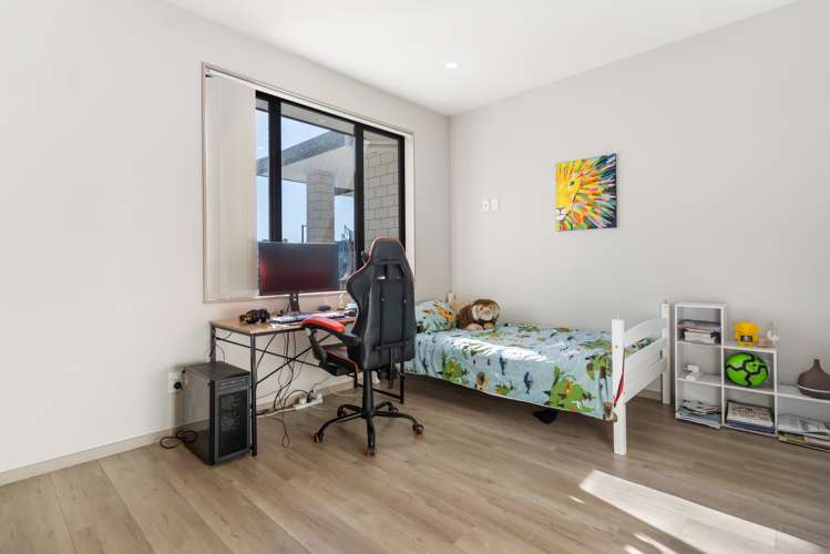 8 Hillpark Drive Pokeno_11