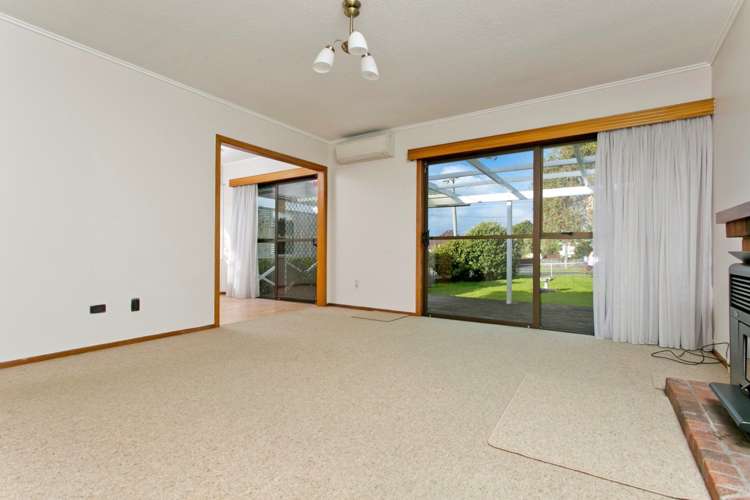 1 Vodanovich Road Te Atatu South_9