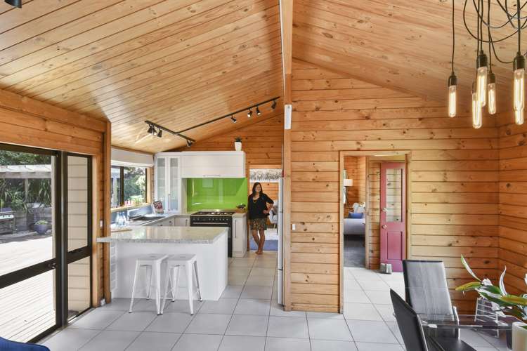 182 Everglade Drive Totara Heights_14