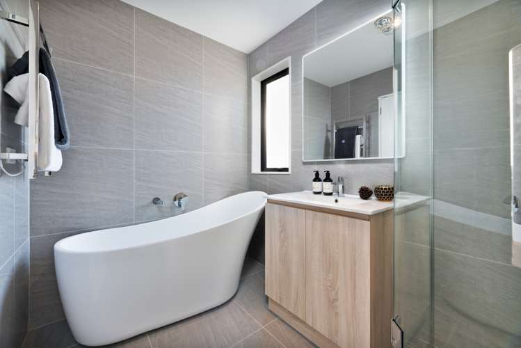 18b Mackenzie Street Te Atatu South_6