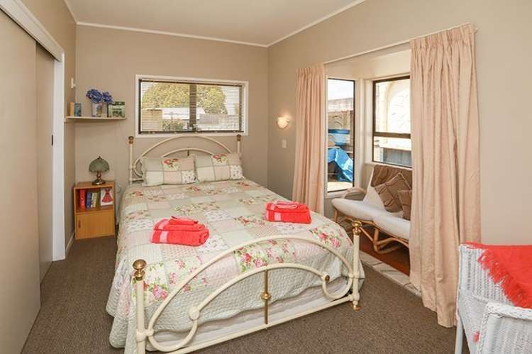 19 Highland Drive Pukete_22