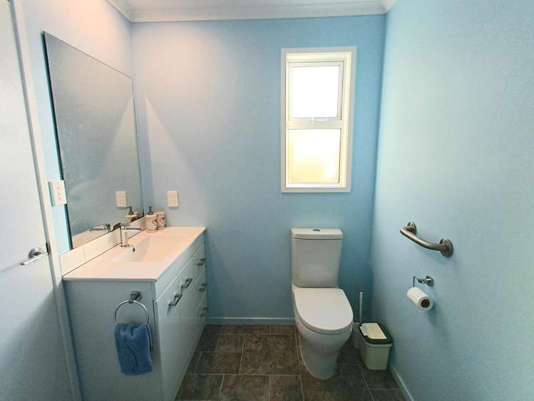 7 Hawes Street Waimangaroa_9
