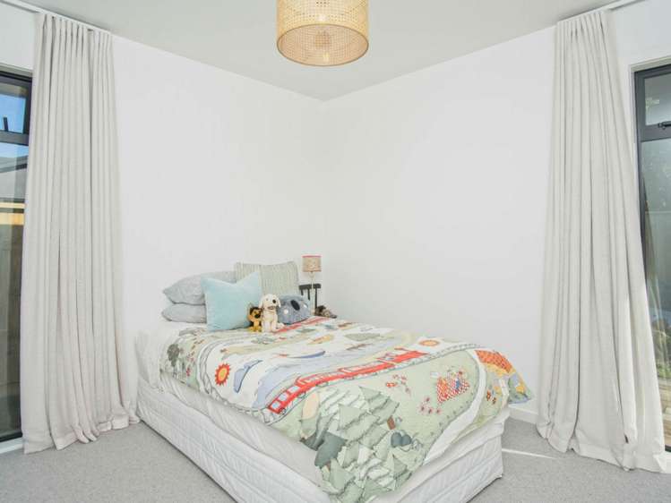 17 Sandy Cove Wainui_20