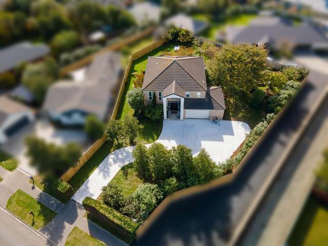 Hard to find. Easy to love. 1400m2 in Rolleston.