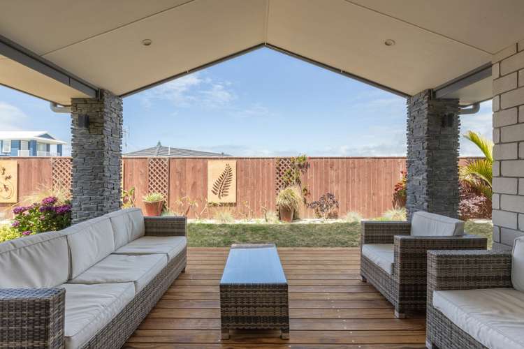 53 Omega Place Coastlands_1