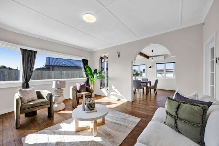 11 McNaughton Street_0