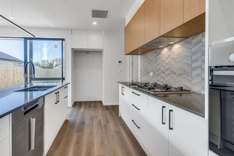 7 Olearia Lane Halswell_2