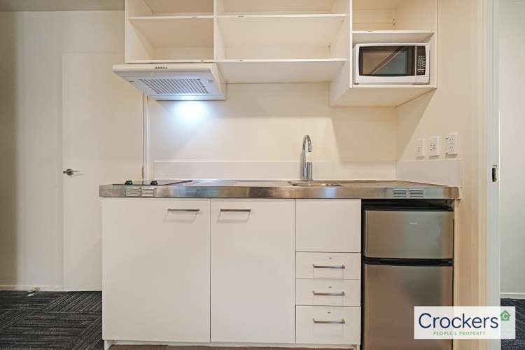 711/23 Whitaker Place 10015_10