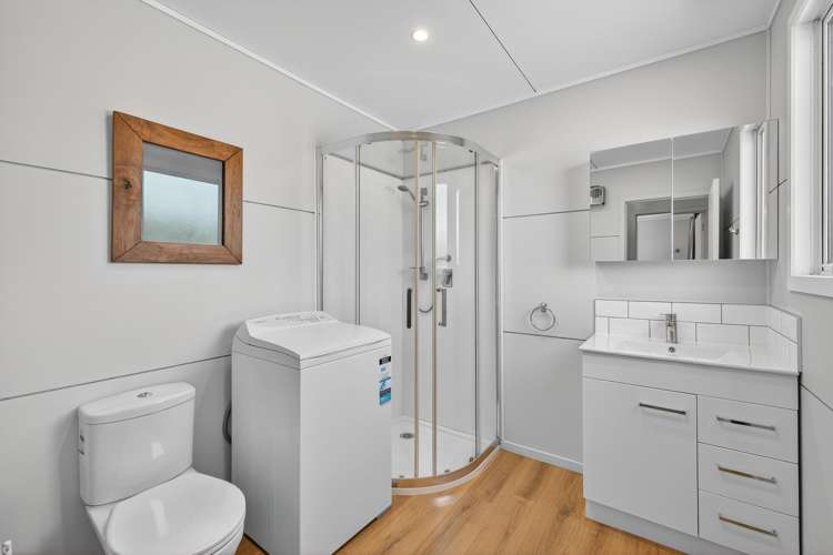 449 Ashley Road Cust_12