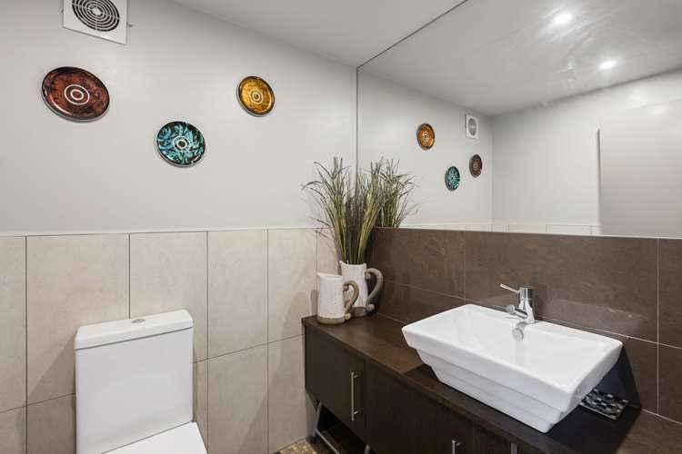 54 Rukutai Street Orakei_17