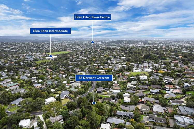 32 Derwent Crescent Titirangi_24