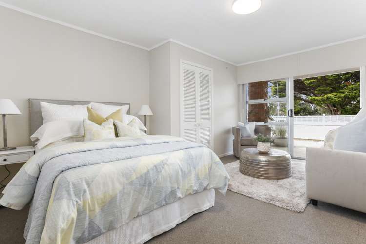 7 Hostel Access Road Eastern Beach_33