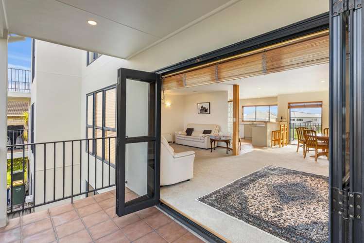 3/2 Colonial Rd Birkenhead_7