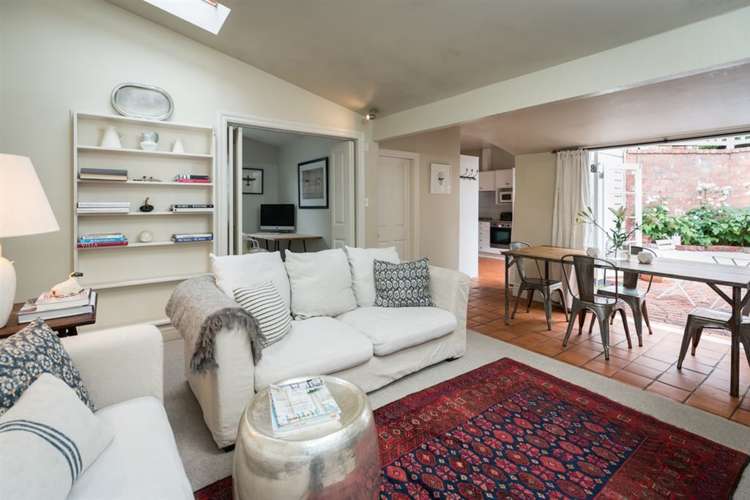 8 Barton Terrace Thorndon_12