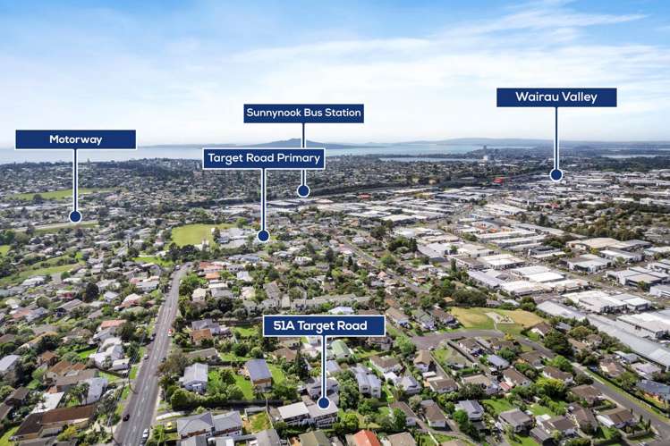 2/51a Target Road Totara Vale_13