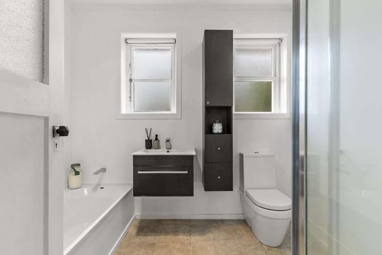 8 Wahanui Road Greenlane_12