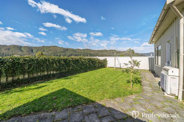 25 Kendal Grove Wainuiomata_20