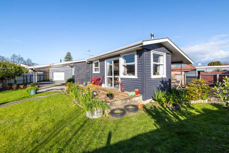 9 Skipage Grove Featherston_2