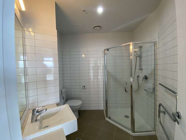 5b/84 Gunner Drive Te Atatu Peninsula_7