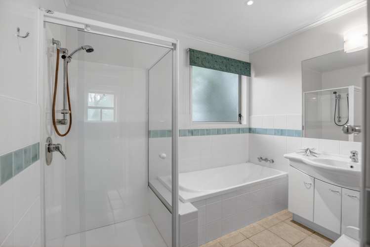 91 Golf Road Paraparaumu Beach_11