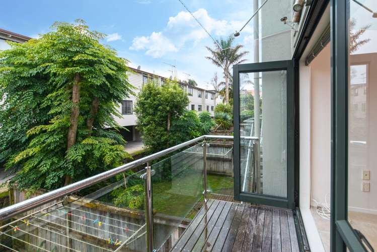 8/76 Galway Street Onehunga_19