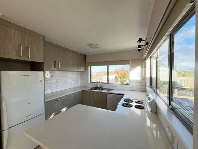 1/60 West Coast Road Glen Eden_3