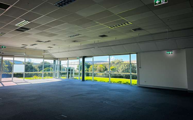 31 Highbrook Drive East Tamaki_12