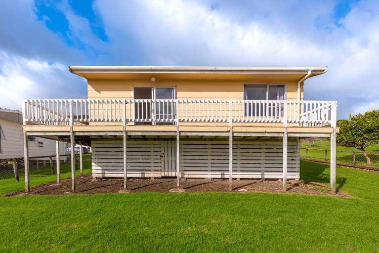 33 Fairlie Crescent Opononi_18