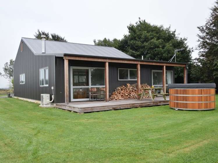 358 Bay Road West Plains_0