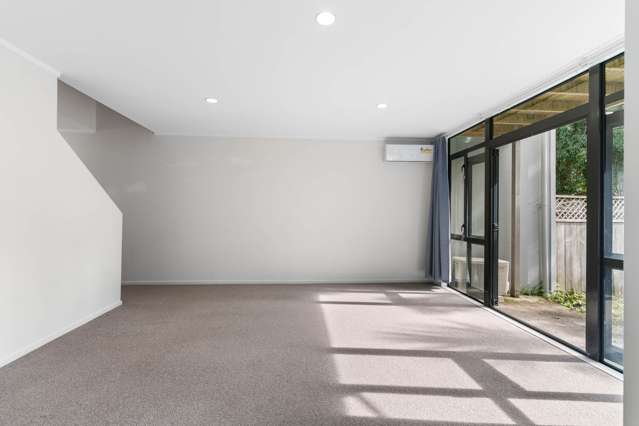 8/3 Erewhon Place Birkdale_4