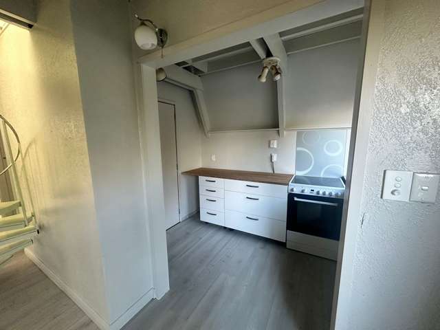 3/2 Dowse Drive Maungaraki_1