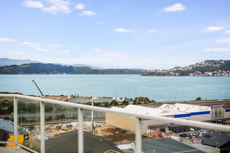 13 Curnow Way Kaiwharawhara_13