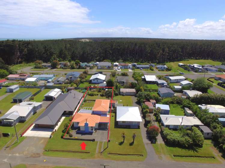 7 Hennessy Street West Foxton Beach_25