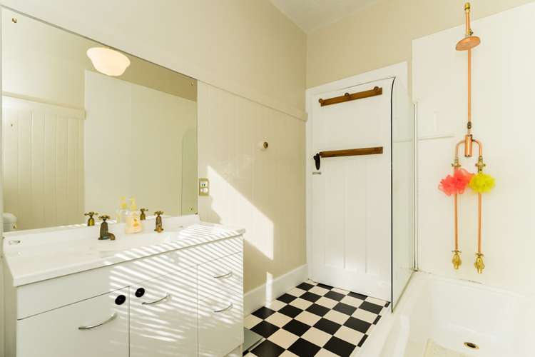 20 Bond Street Waltham_9