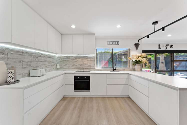 62 Matarangi Road East Tamaki_4