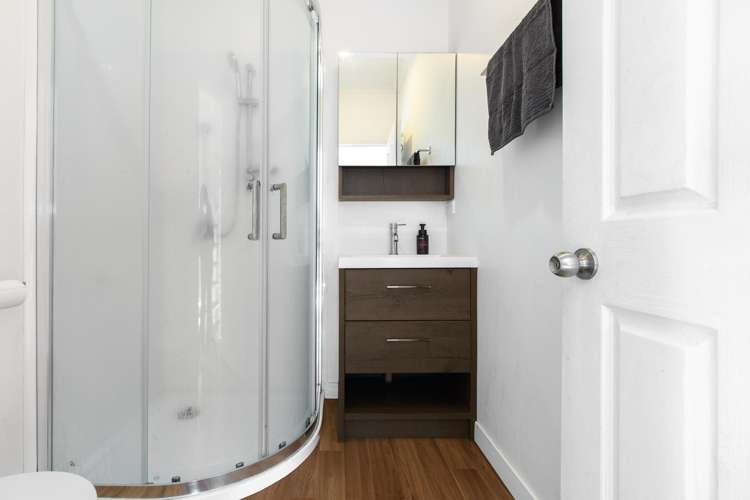 1 Clarke Street Gate Pa_13