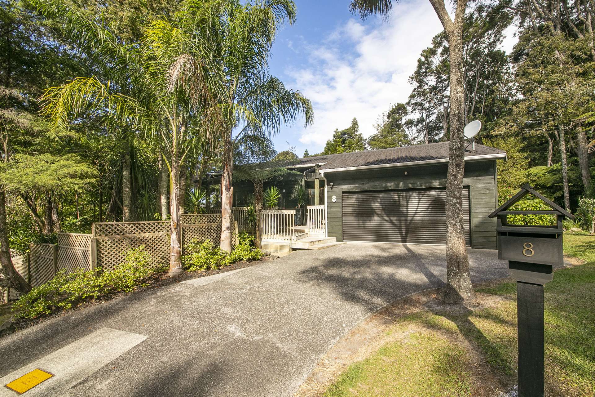 8 Kaurimu Rise Titirangi_0