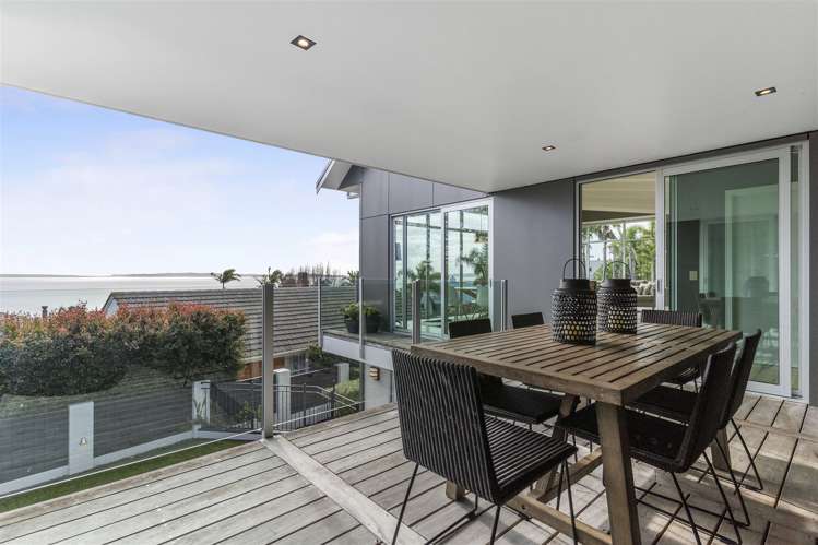 6 Pleasant Place Mellons Bay_6