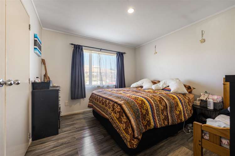 42 Manston Road Mangere_10