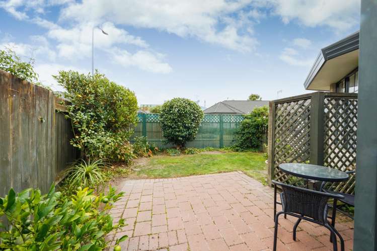 8/63 North Street Palmerston North Central_14