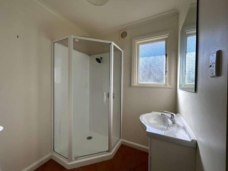 10 Robinson Road The Brook_6