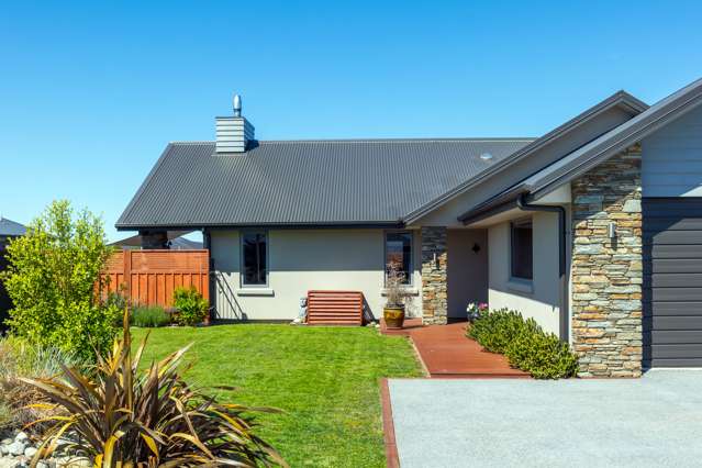 17 Lakeland Avenue Twizel_1