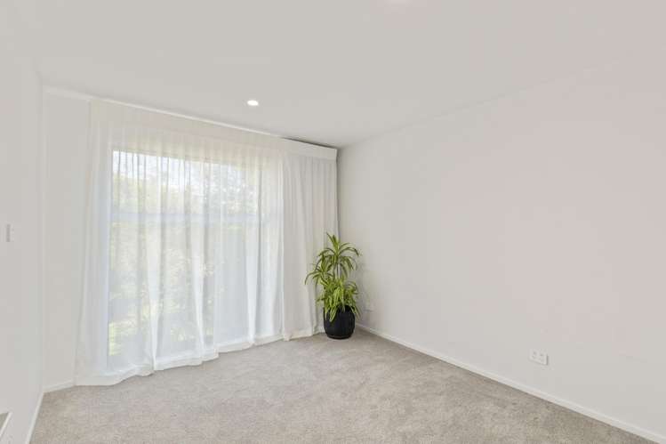 199A Gill Street Strandon_8