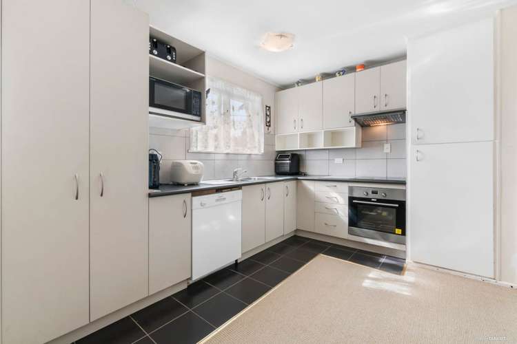 11 Kerry Place Papakura_9