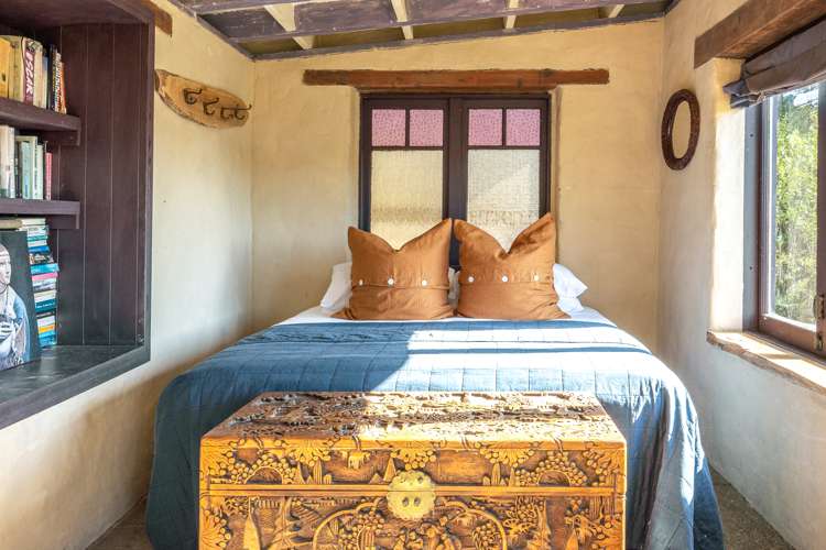 175 Orapiu Road Waiheke Island_25